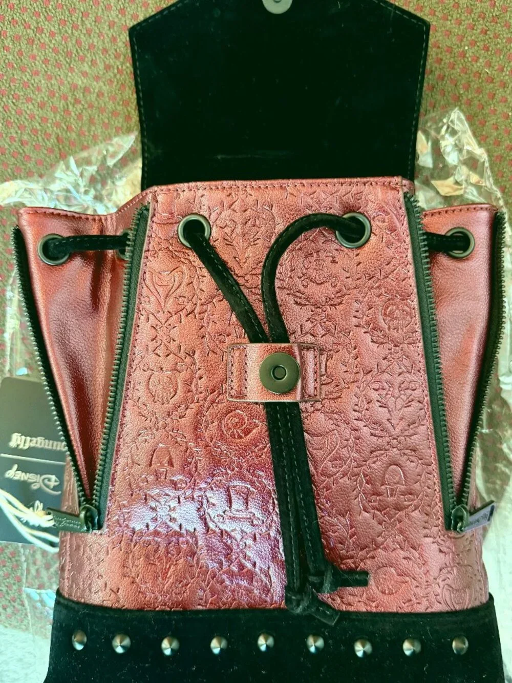 NWT Loungefly Disney Villains Quiet Fandom Mini Backpack & Wallet Set Debossed